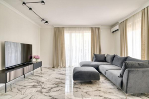 AP Royal Oak - 2 Bedroom Apartment in Budva